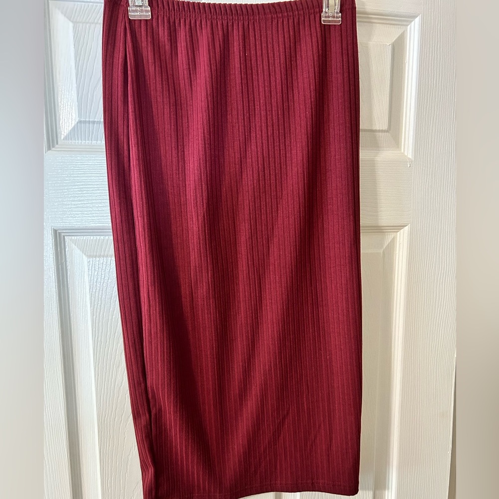 Midi pencil skirt